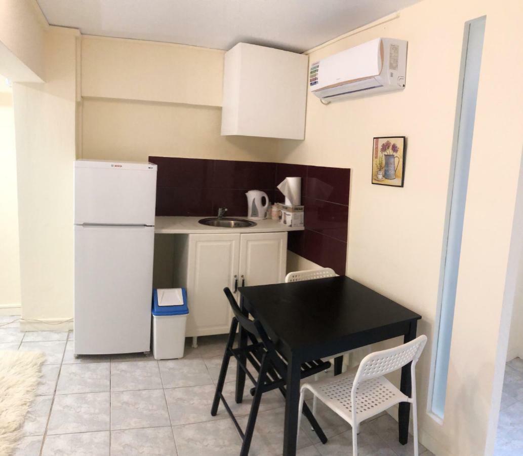Sunmer Apartment 1Minute From Sea, 15 Min From The Airport Artemis City Center Екстериор снимка
